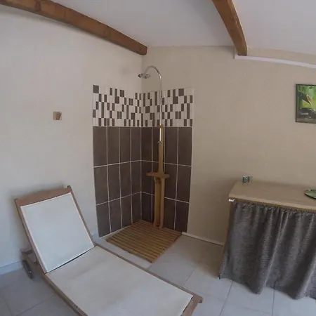 Bed & Breakfast Aux Portes De La Camargue Arles